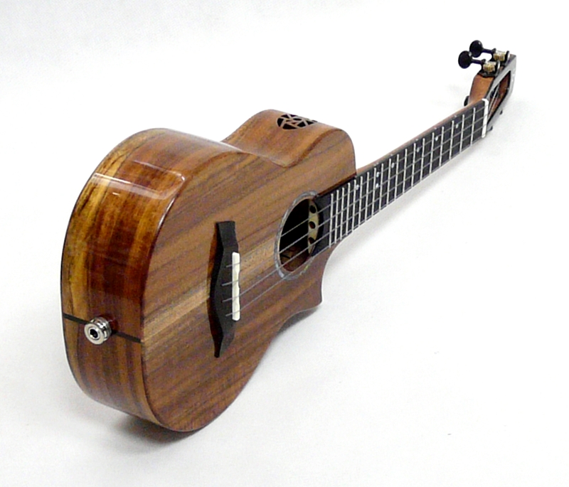 Koncertní elektro-akustické ukulele FLIGHT SPIRIT Akacie