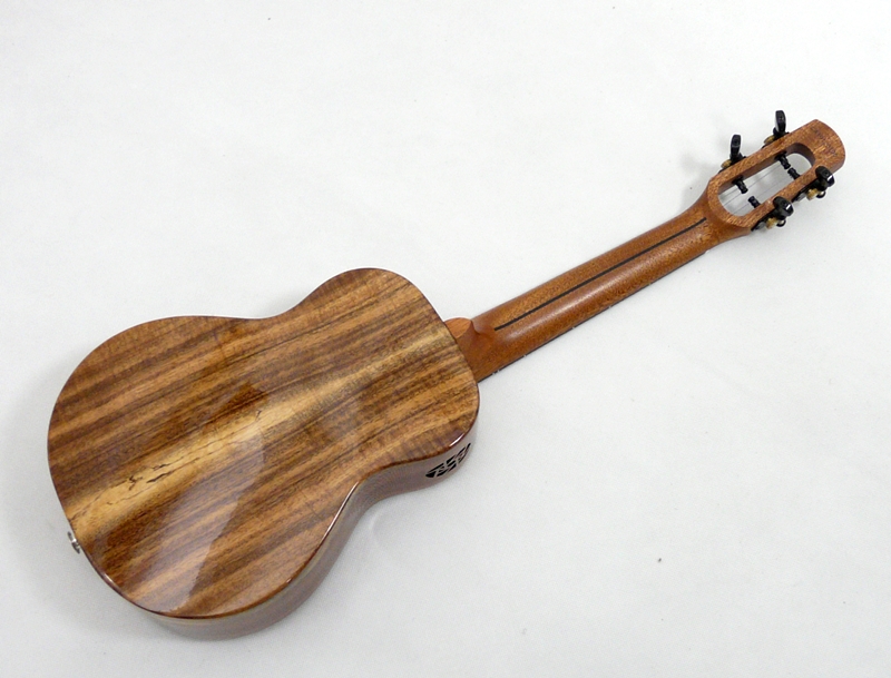 Koncertní elektro-akustické ukulele FLIGHT SPIRIT Akacie