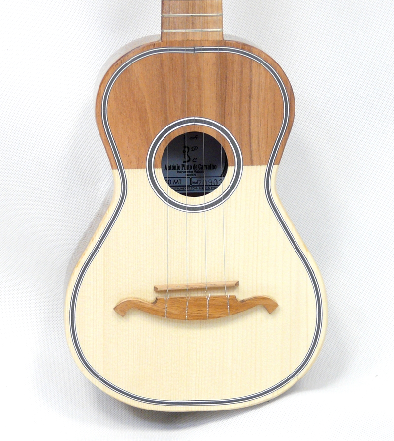 Portugalské cavaquinho APC 100 MT