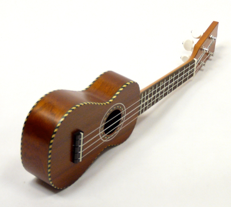 Sopranino ukulele OHANA PEQUENO Mahagon