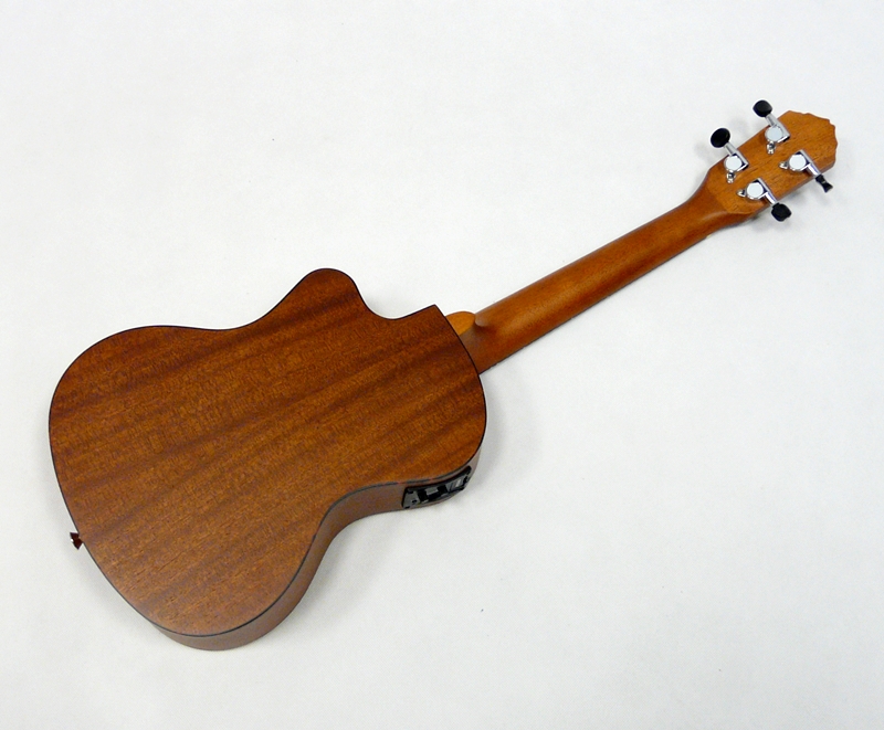 Tenor ukulele ORTEGA RU5CE TE Smrk a sapelli