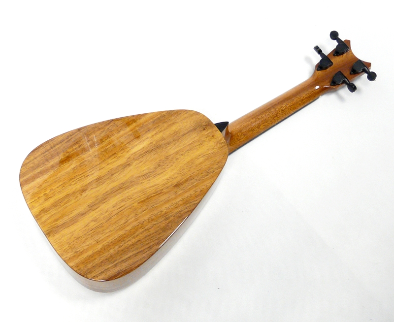 Tiny koncertní ukulele ROMERO CREATIONS STC Koa
