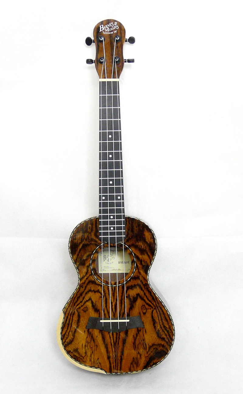 Tenor ukulele BARNES & MULLINS BMUK8T Bocote