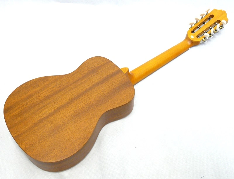 8. Strunní baryton ukulele OHANA BK-70-8 Smrk a mahagon