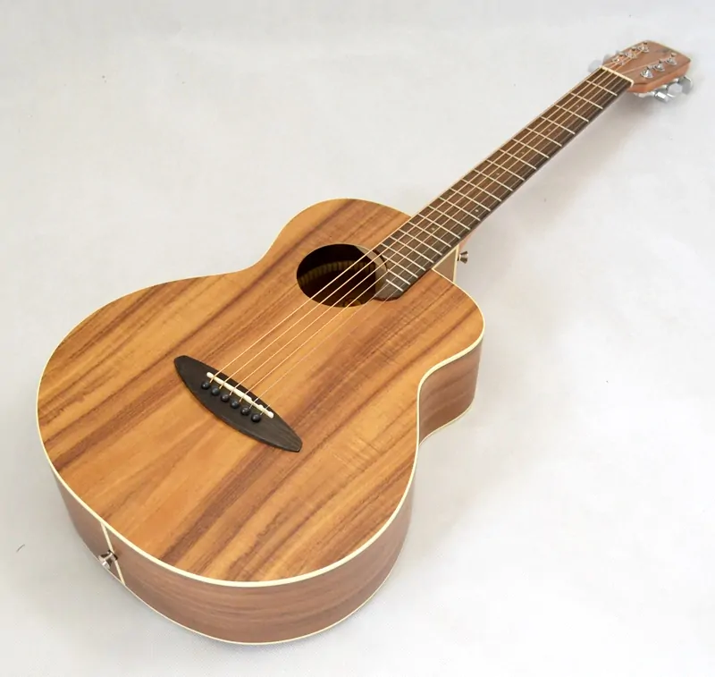 Akustická cestovní kytara aNueNue M3 Original