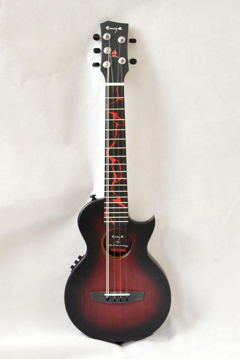 Magma Tenor elektro ukulele Enya Moon Taimane 5 - strunné EQ