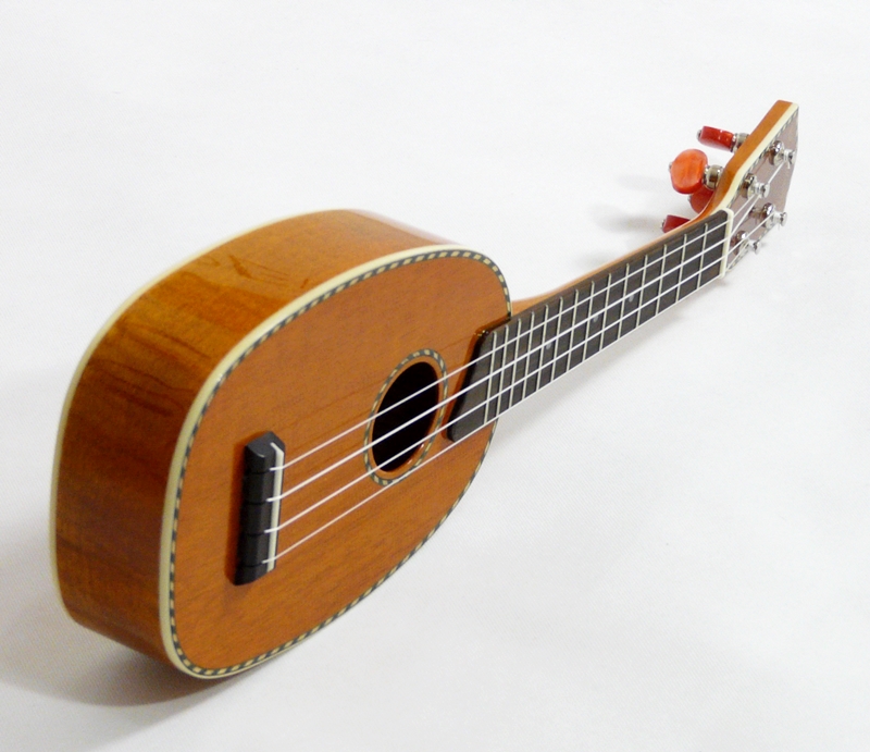 Soprano ukulele Mainland mango pineapple