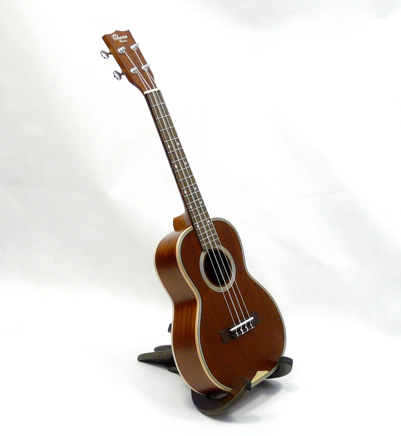 Celomasivní tenorové ukulele Ohana TK-39 Mahagon