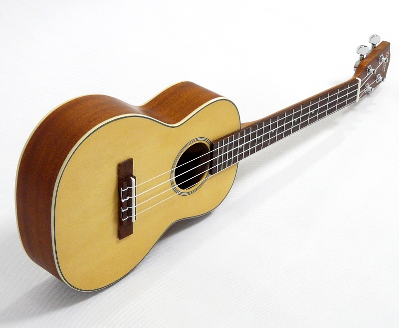 Tenorové ukulele Ohana TK-22 Smrk & mahagon
