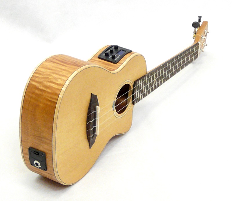 Koncertní elektro-akustické ukulele KOKI´O U-SSPLFM-CE-C Smrk a javor