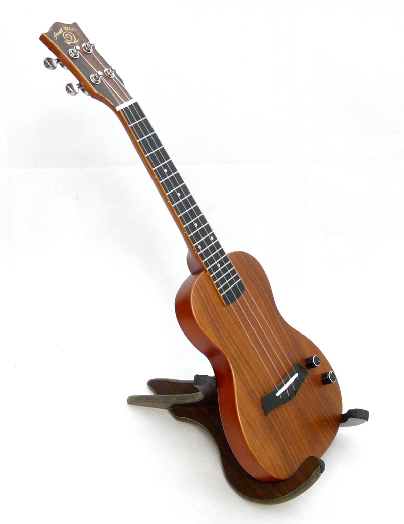 Koncertní elektro ukulele SNAIL SEU-1C Okume a akacie
