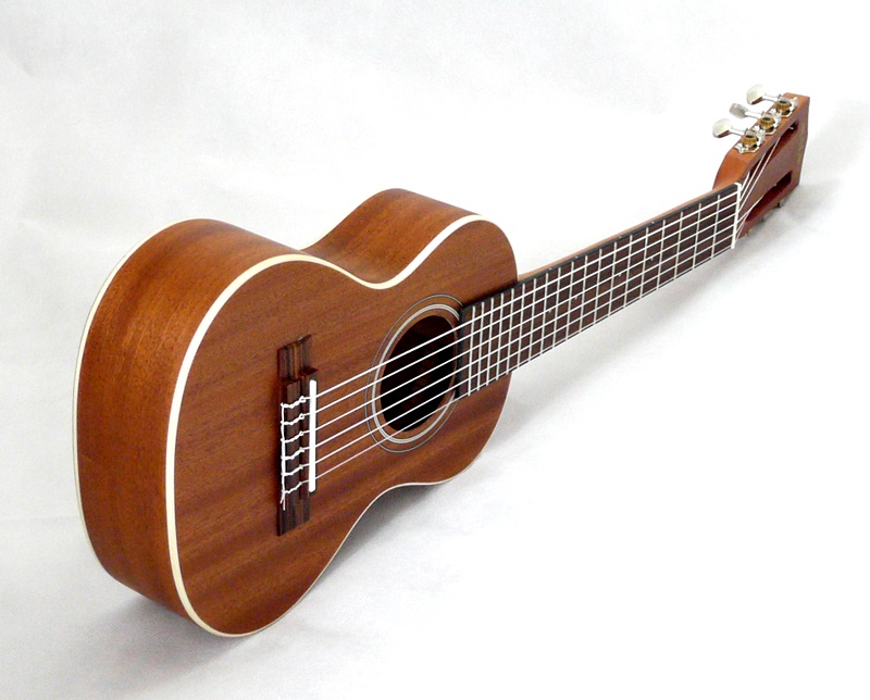 Guitarlele KALA KA-GL Mahagon 