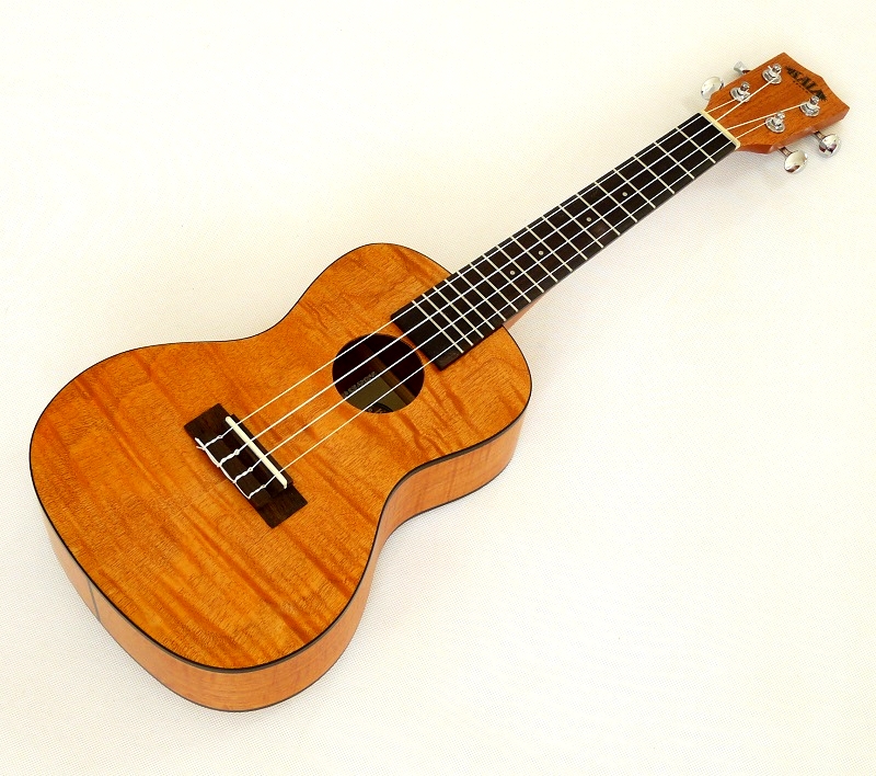 Koncertní mahagon ukulele KALA KA-CEM