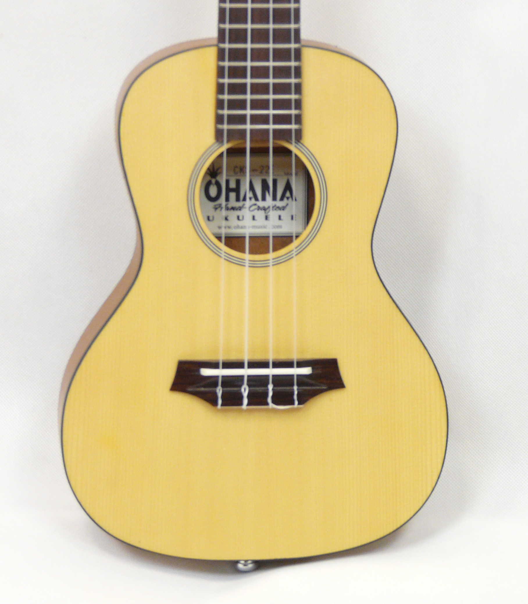 Cestovní koncertní elektro-akustické ukulele OHANA CKS-22E