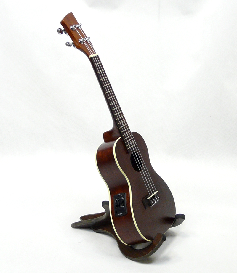 Koncertní elektroakustické ukulele BRUNSWICK BU4CEX EQ
