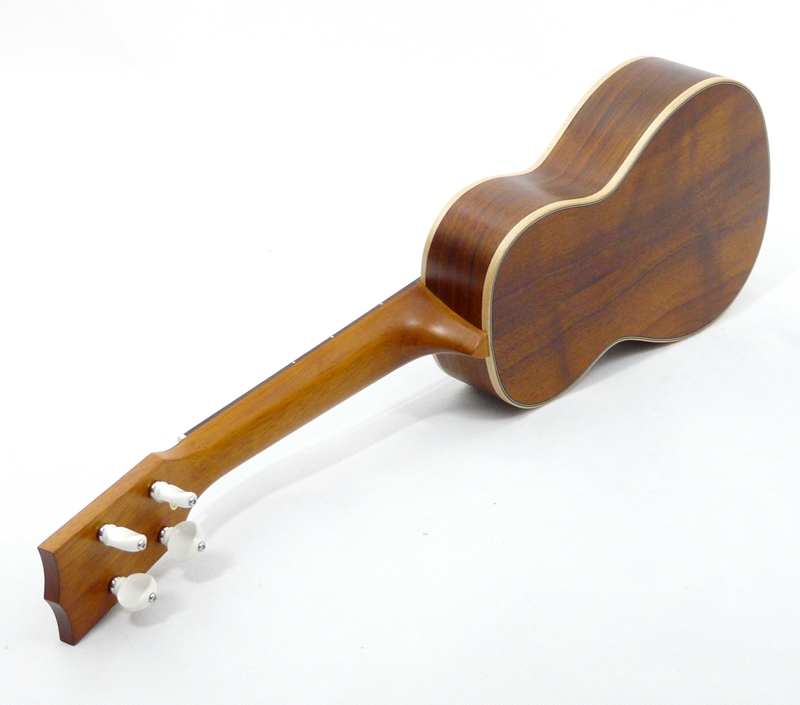 Sopránové ukulele OHANA SK-390 Martin S3