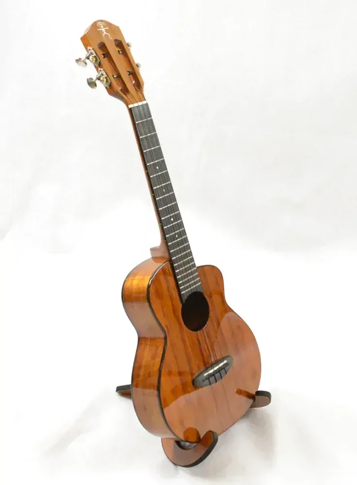 Tenor ukulele aNueNue UT1K Bird