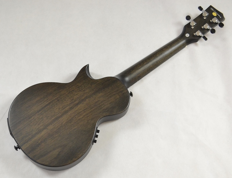 Magma Tenor elektro ukulele Enya Moon Taimane 5 - strunné EQ