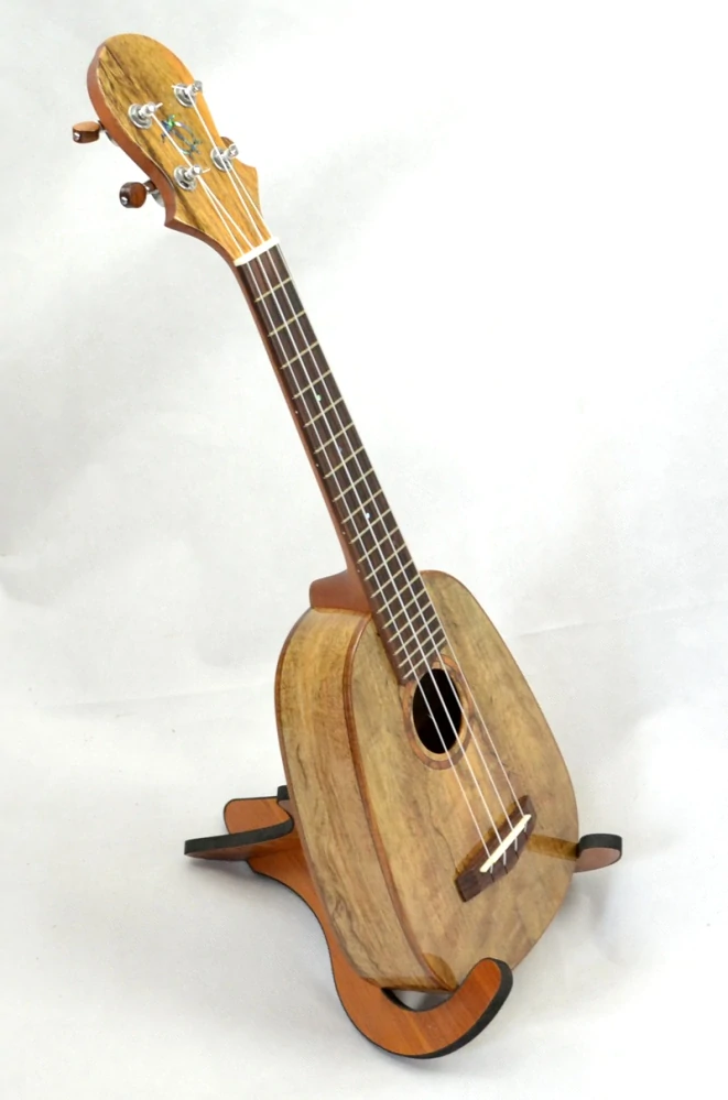 Sopranové ukulele s koncertní menzurou Big Island MP-SLS Pineapple