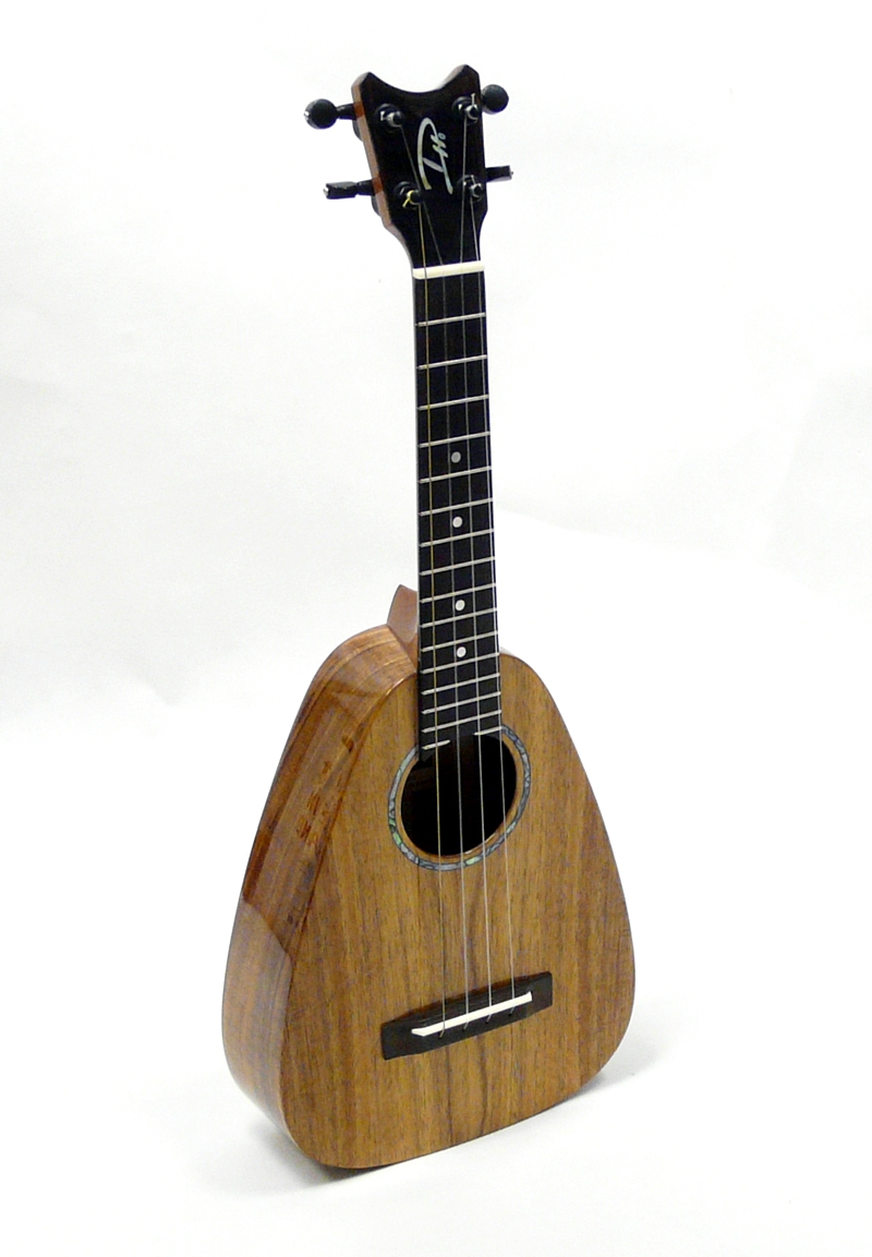 Tiny koncertní ukulele ROMERO CREATIONS STC Koa
