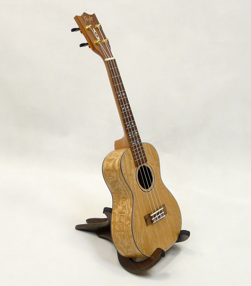 Koncertní ukulele FLIGHT DUC 410 AQ Javor