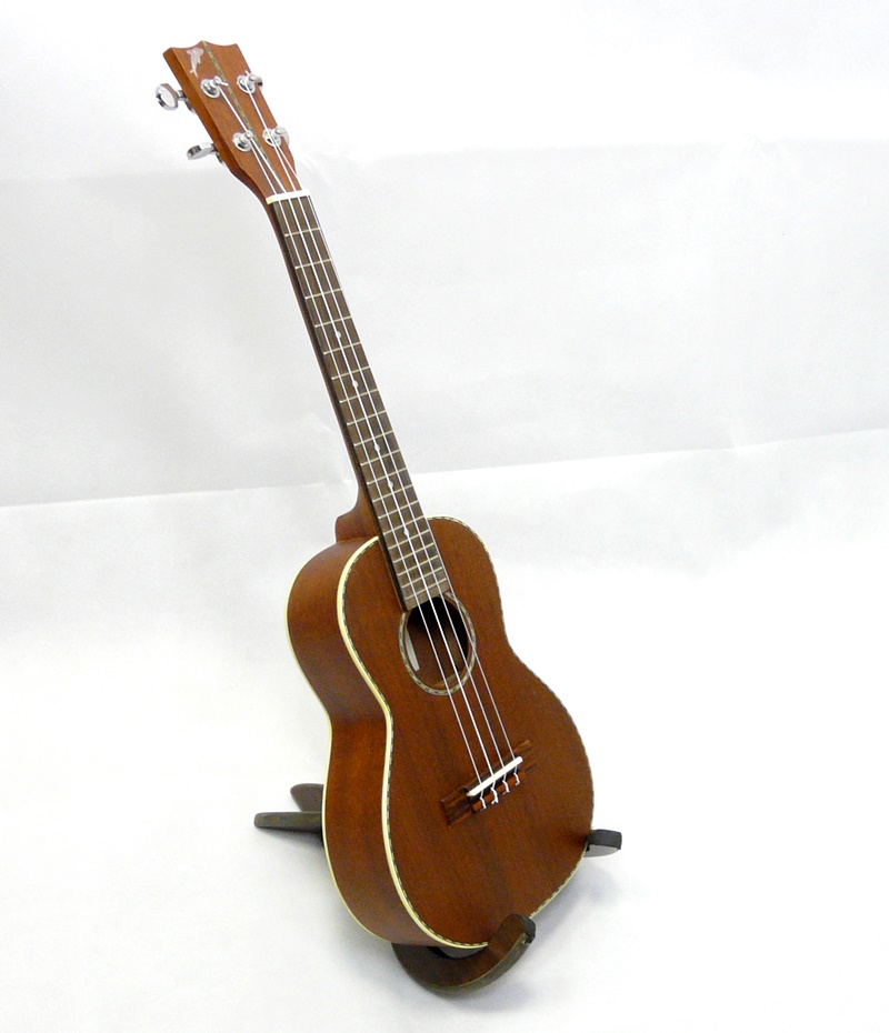 Tenor ukulele  MAHIMAHI MT-87M Mahagon