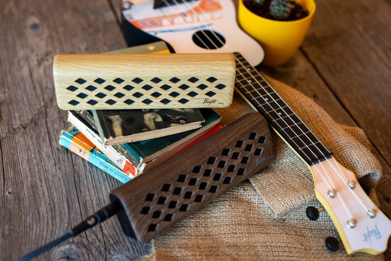Zesilovač na ukulele FLIGHT TINY 6 - Ořech