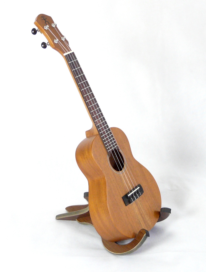Koncertní elektro-akustické ukulele aNueNue aNN C30E Mahagon