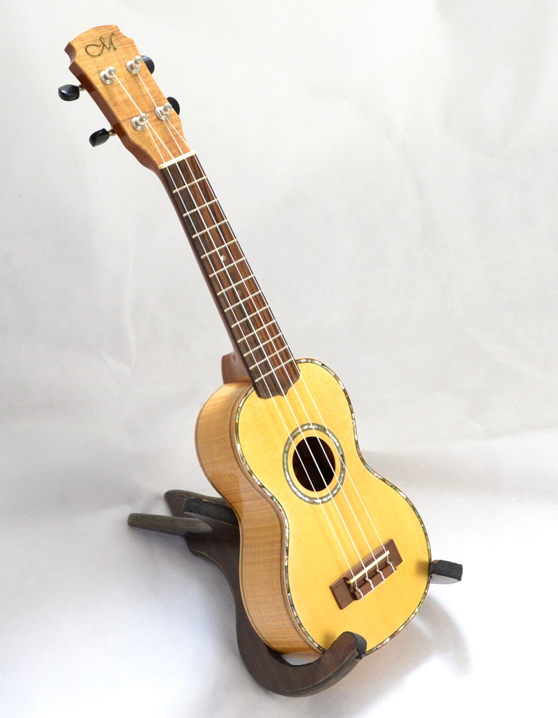 Sopránové ukulele Maestro US-35 Smrk a javor