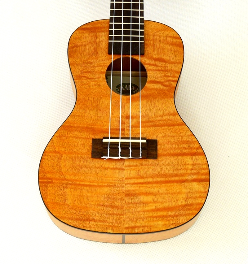 Koncertní mahagon ukulele KALA KA-CEM