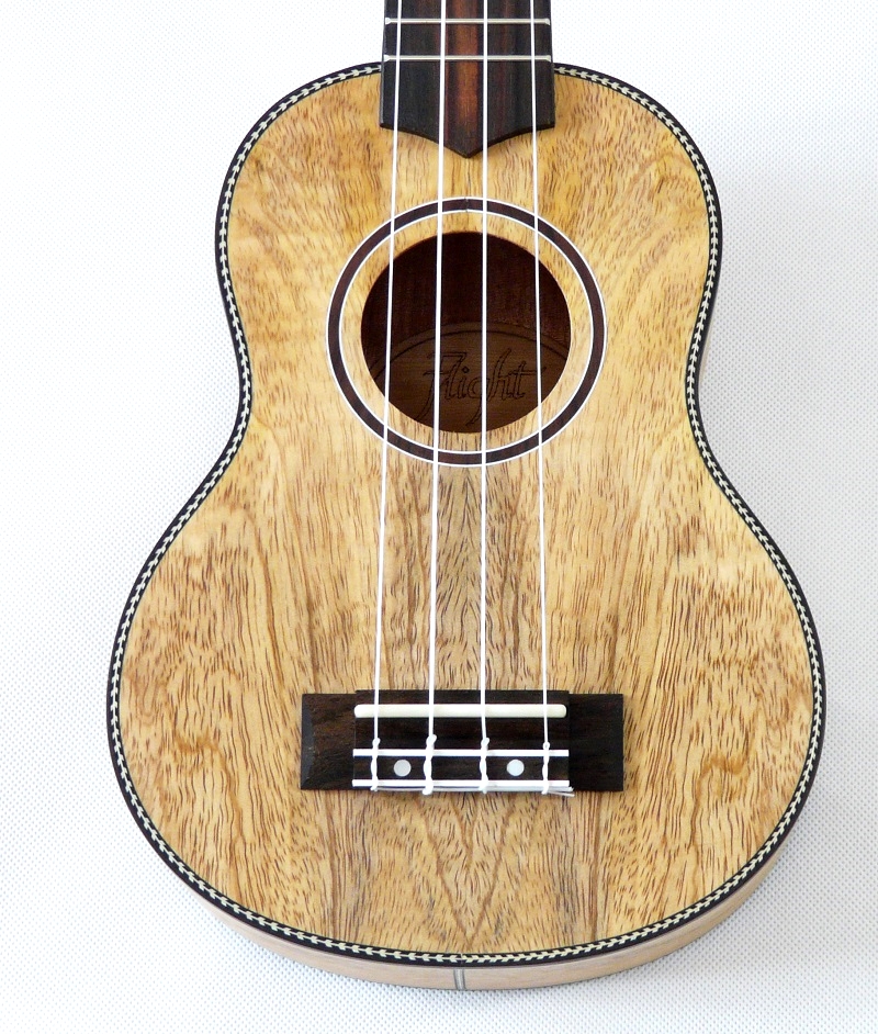 Sopránové mango ukulele FLIGHT DUS 450 MAN/MAN