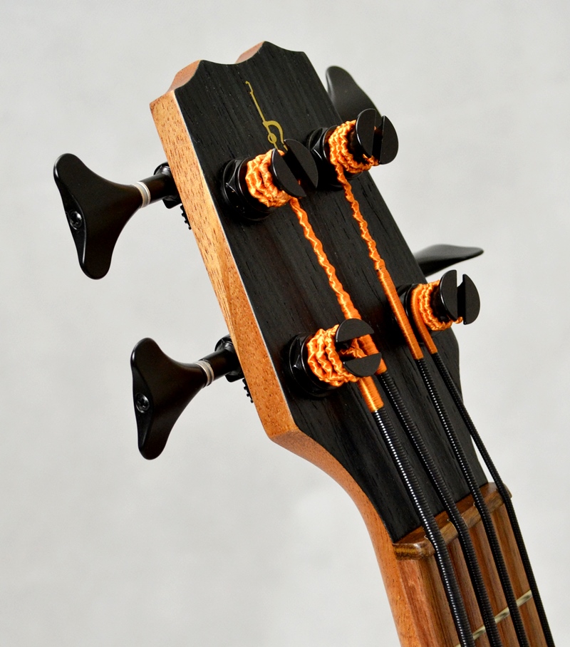 Ukulele bassa APC TMX KOA Koa