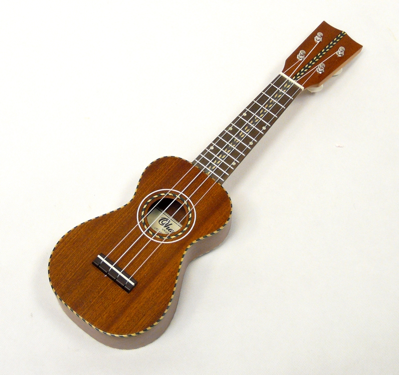 Sopranino ukulele OHANA PEQUENO Mahagon