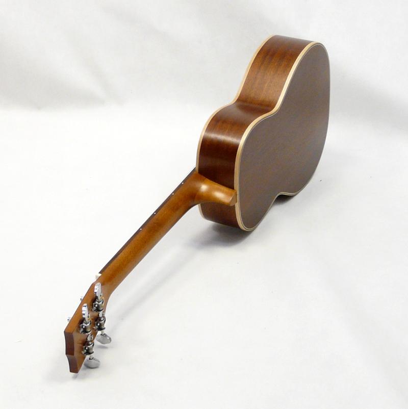 Celomasivní tenorové ukulele Ohana TK-39 Mahagon