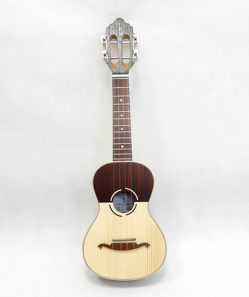 Portugalské cavaquinho APC 108 CAVAQUINHO Smrk a akacie