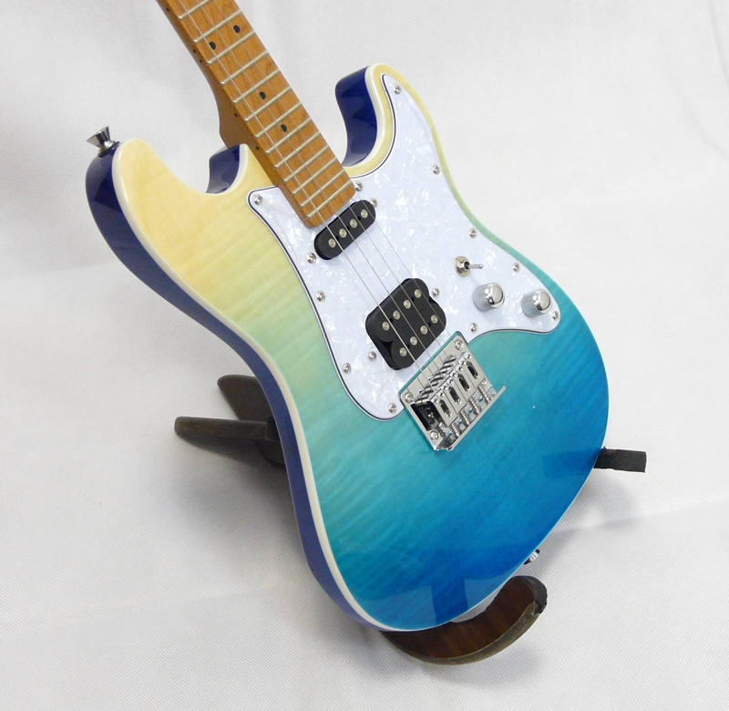 Tenor elektro fender style ukulele Flight Pathfinder TBL