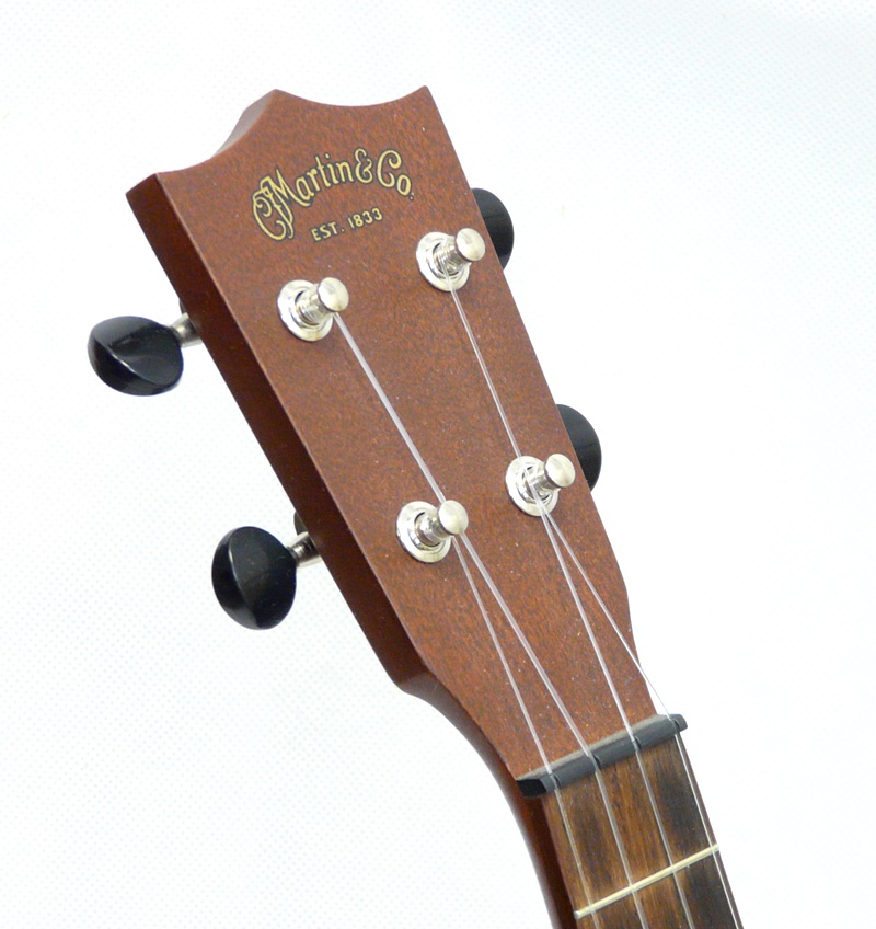 Koncertní ukulele MARTIN 2 Mahagon