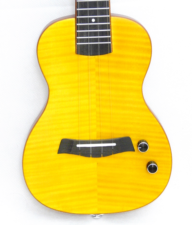 Koncertní elektro ukulele SNAIL SEU-2C Okume a javor