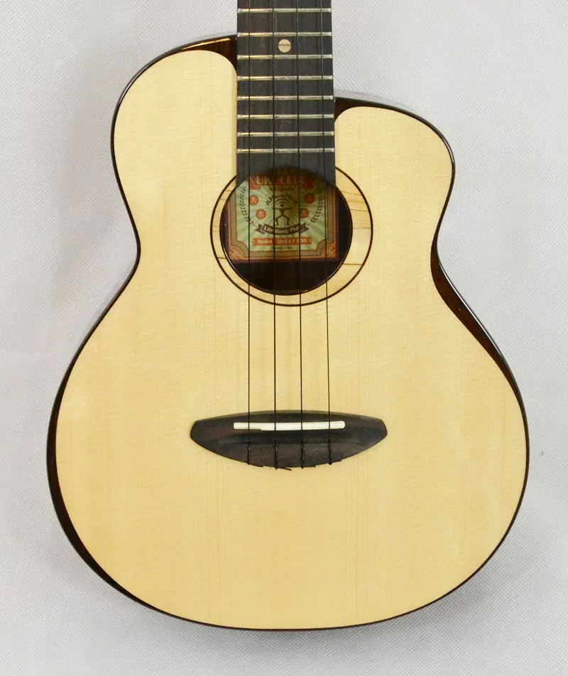Tenor ukulele aNueNue UT200 Moonbird