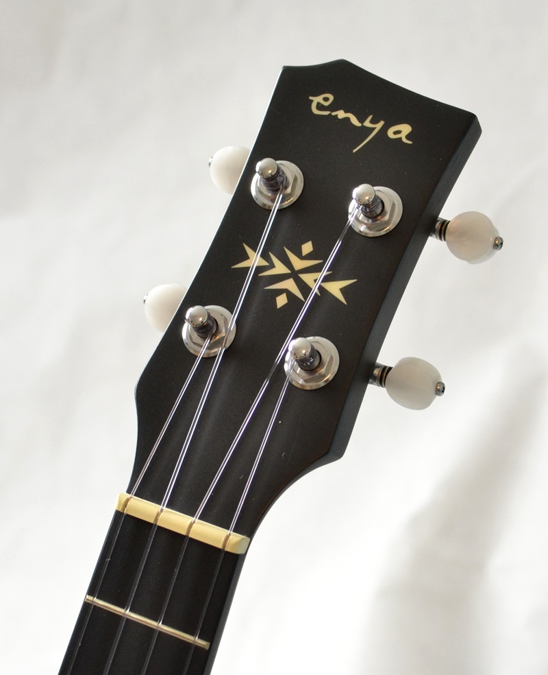 Tenor elektro akustické ukulele Enya EUT Moon Taimane Modré EQ