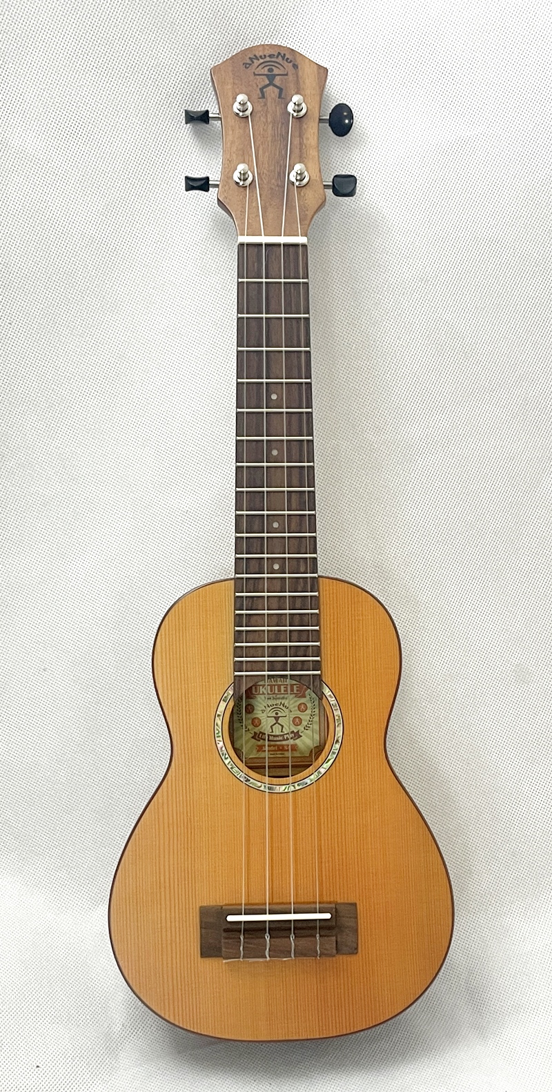 Sopránové ukulele aNueNue aNN-S4 Mahagon