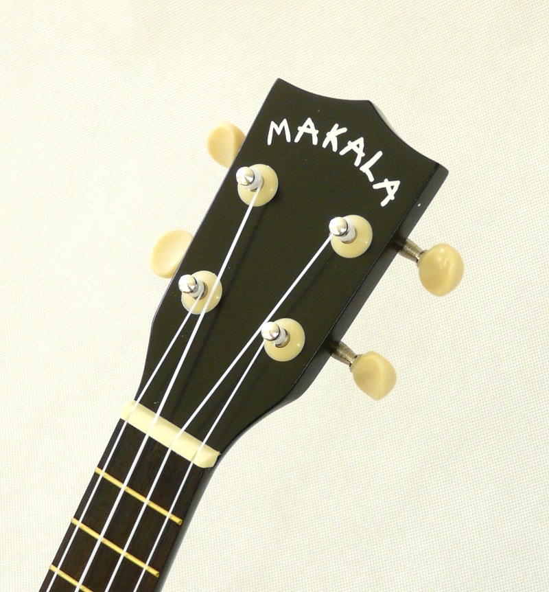 Sopránové ukulele Makala MK SS BLK žralok