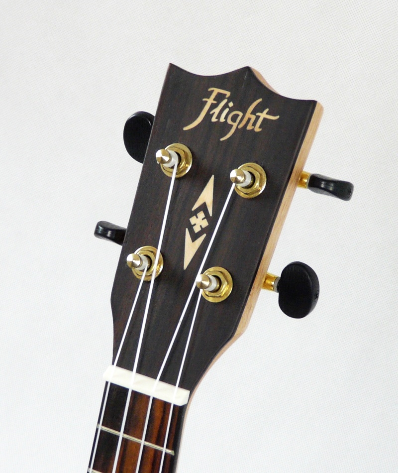 Sopránové mango ukulele FLIGHT DUS 450 MAN/MAN