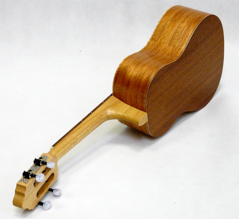 Brazilská cavaquinho APC BRO100