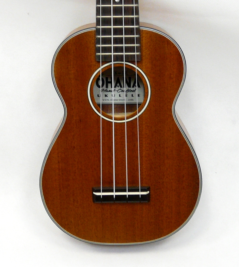 Sopránové elektro-akustické ukulele OHANA SK-14E