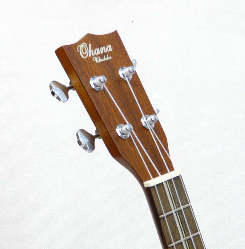 Celomasivní tenorové ukulele Ohana TK-39 Mahagon
