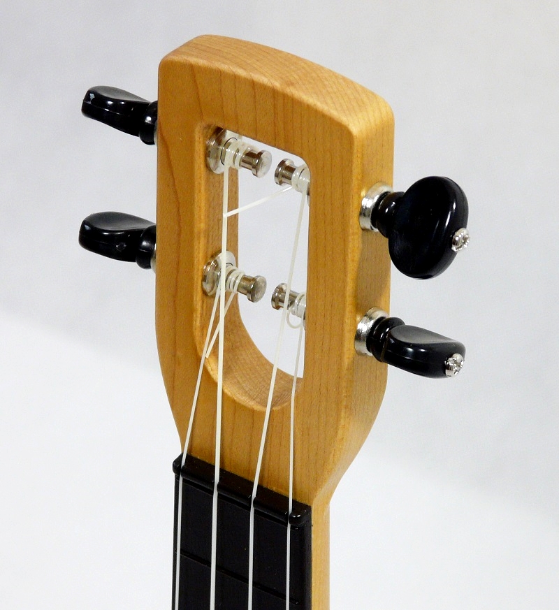 Sopranové ukulele MFC Magic Fluke Company Červená Aloha