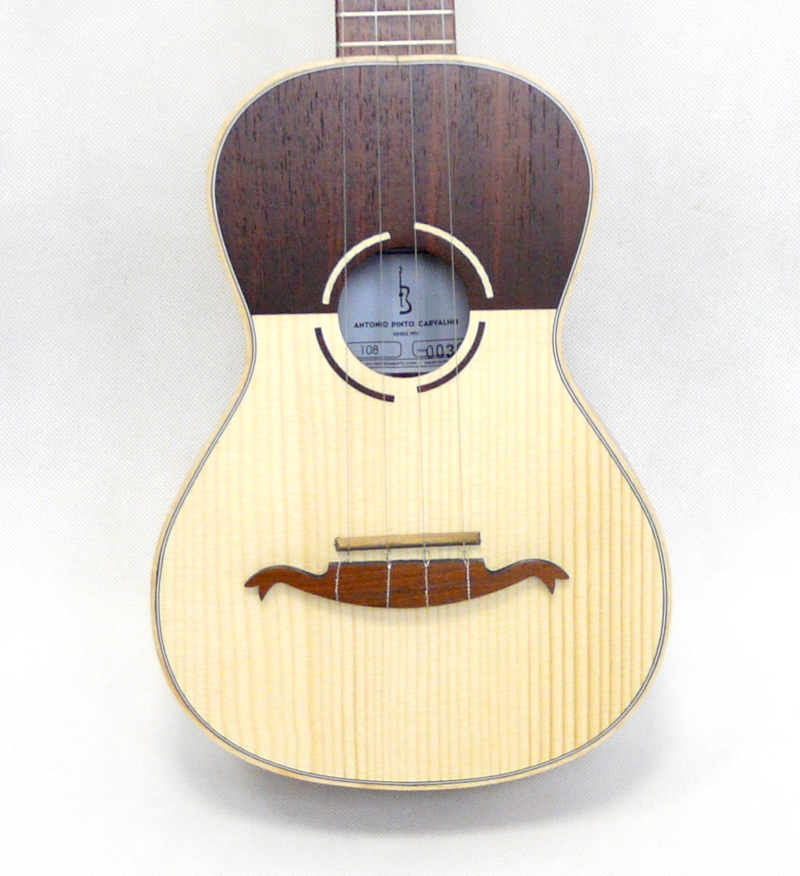 Portugalské cavaquinho APC 108 CAVAQUINHO Smrk a akacie