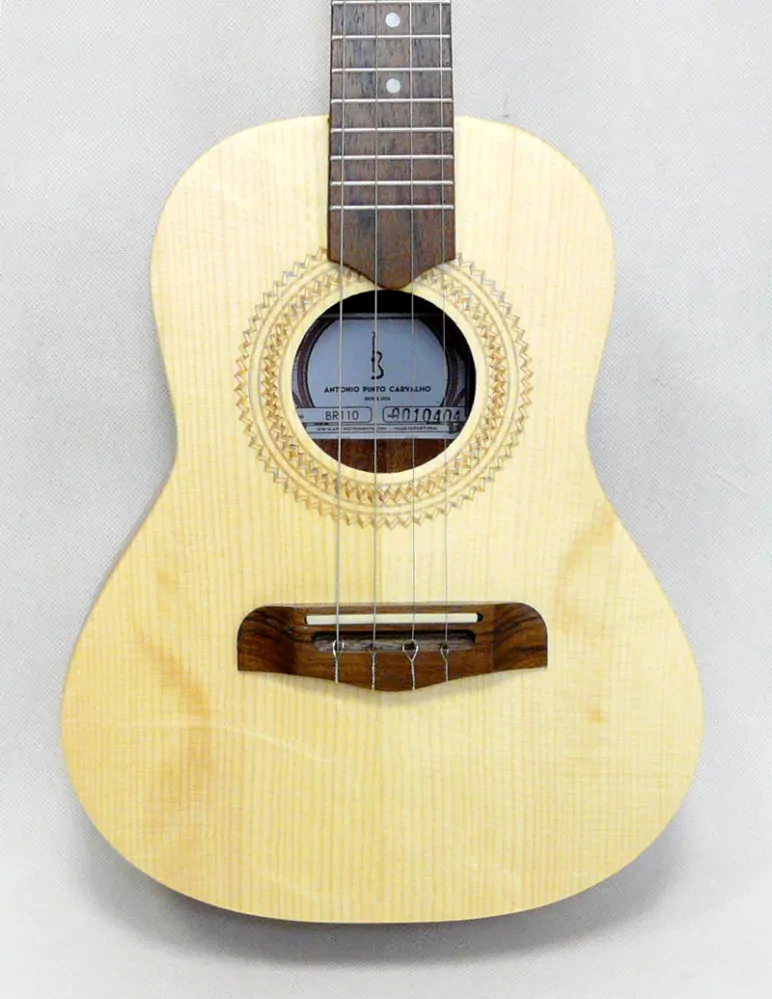 Brazilské cavaquinho APC BR110 smrk a sapelli