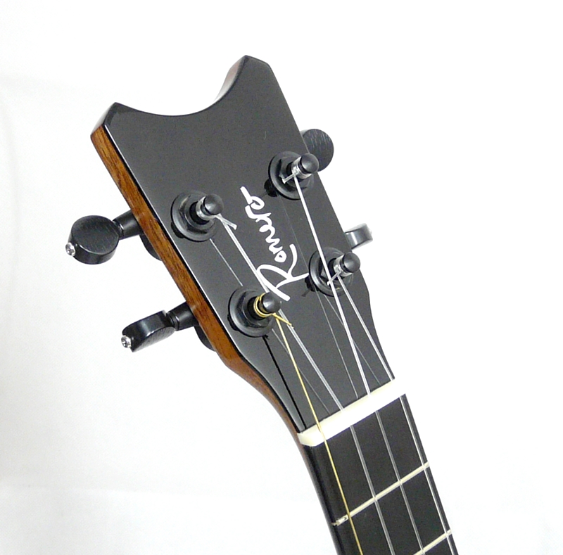 Grand tenor ukulele ROMERO CREATIONS GRAND GT Mahagon